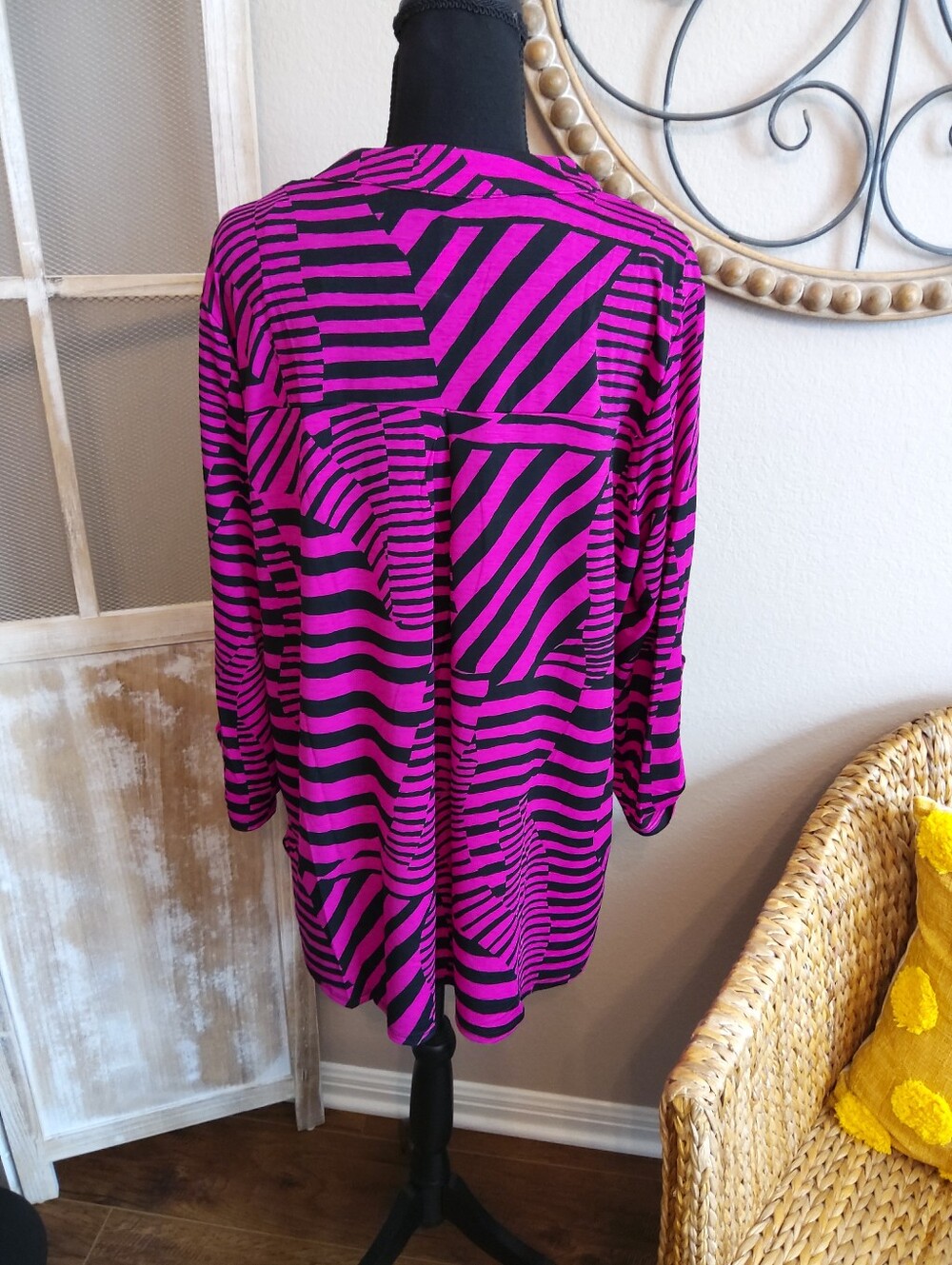 Dear Scarlett Magenta and Black Striped V-Neck Tunic - Picture 5 of 9